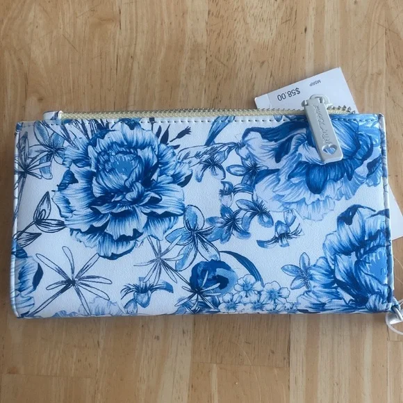 Betsey Johnson Blue white yellow Floral Wallet wristlet phone holder NWT. - Picture 5 of 13